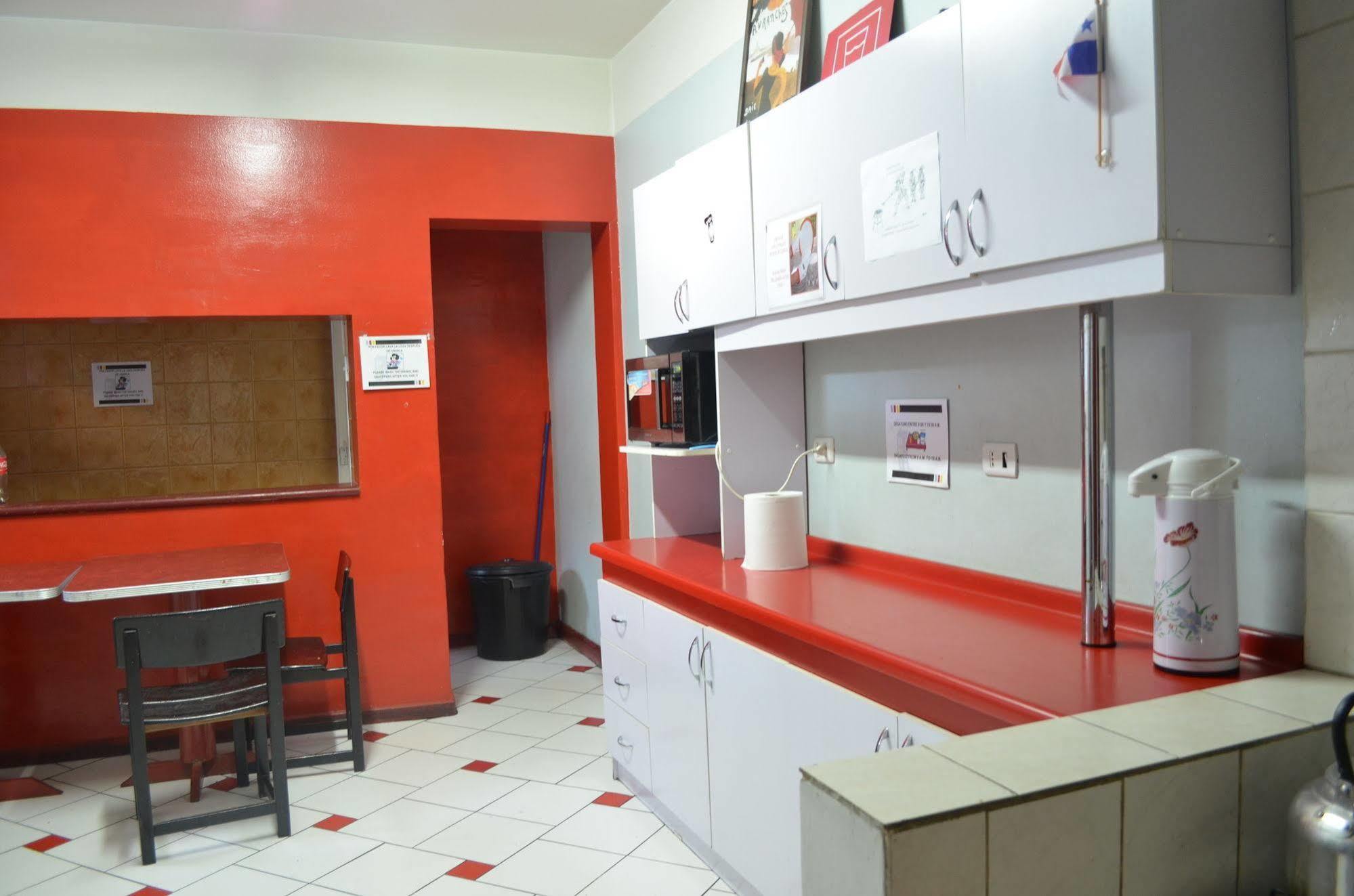 Atacama Backpackers Hostel *